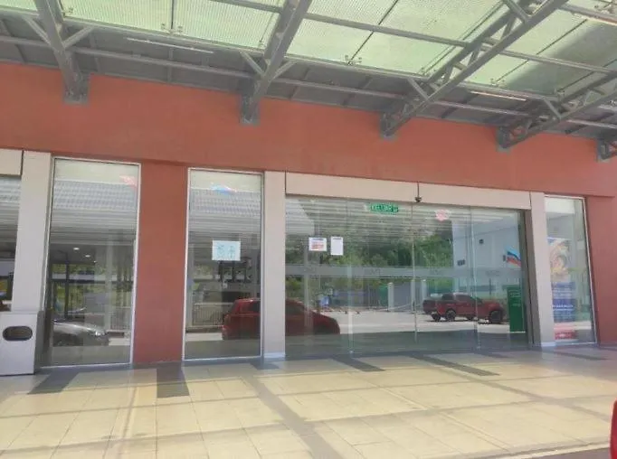 H&F Homestay The Two Owls Nest Aeropod Sovo Studio Room - 2 Queen Bed - Near Airport - Free Parking Kota Kinabalu