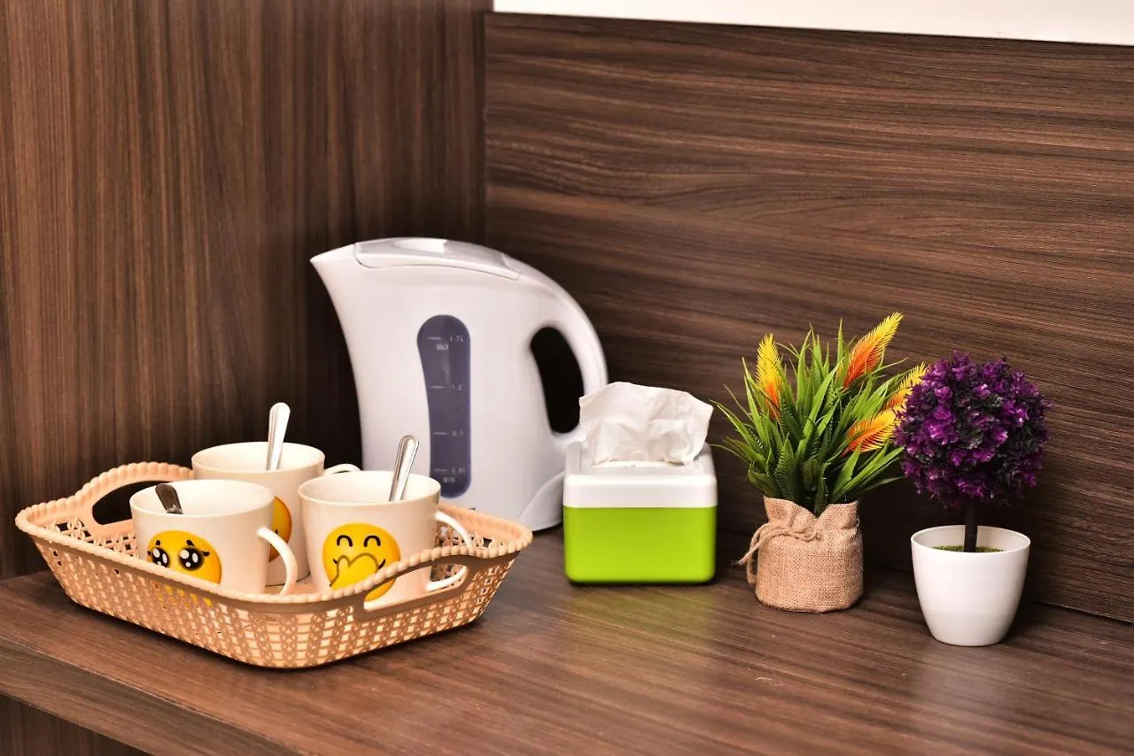 H&F Homestay The Two Owls Nest Aeropod Sovo Studio Room - 2 Queen Bed - Near Airport - Free Parking Kota Kinabalu Apartamento